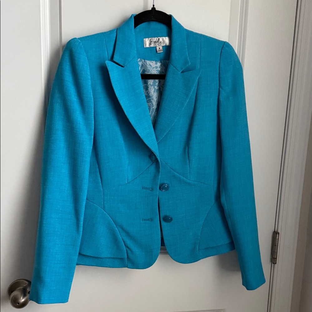 Chic Turquoise Women's Blazer